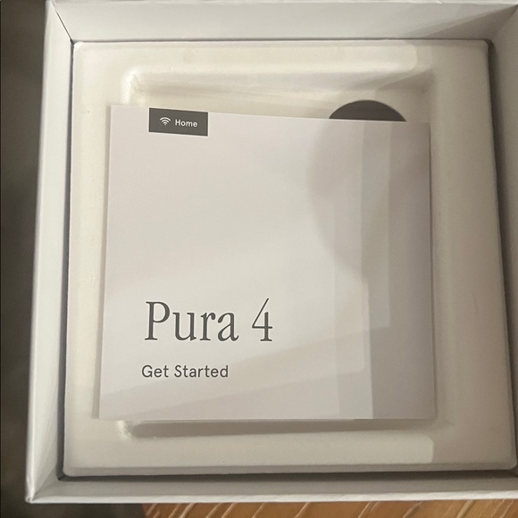 Pura Smart Fragrance Diffuser plus 1 scent - Picture 3 of 4